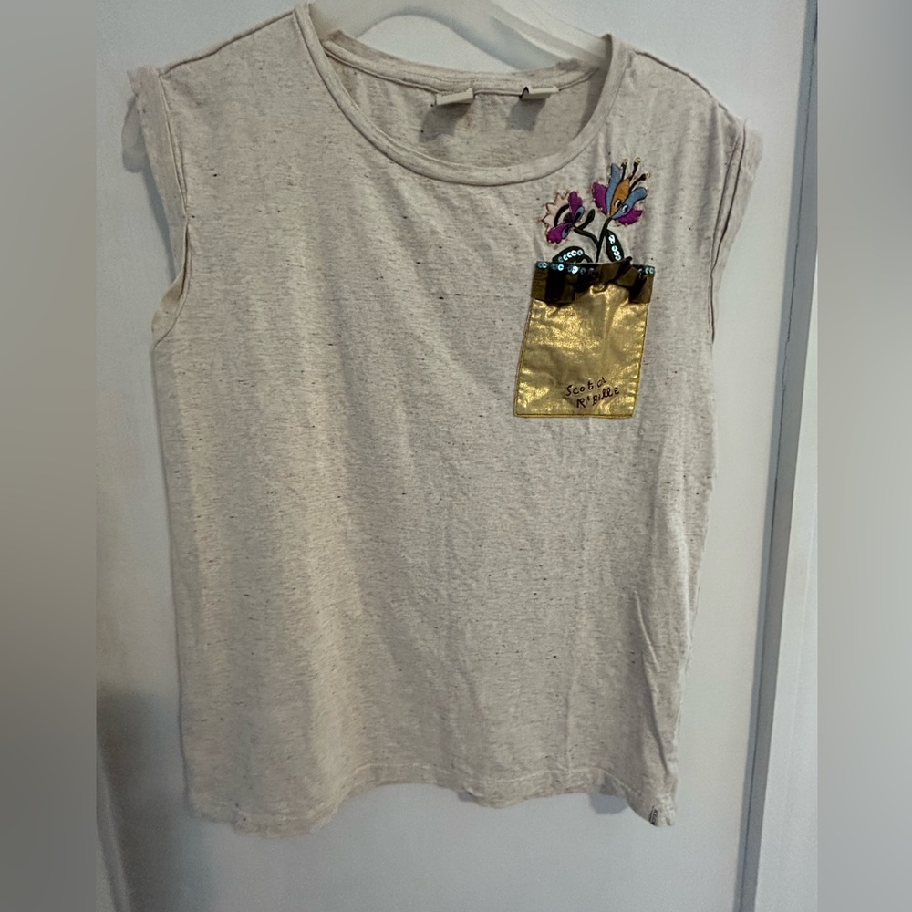 Kids Scotch  and Soda size girls  14 t shirt with embroidery & sequins.